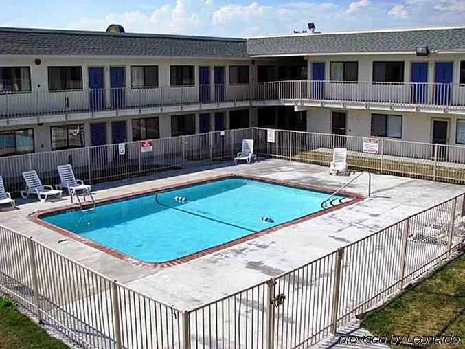 Motel 6 Kansas City, Mo - Airport Экстерьер фото